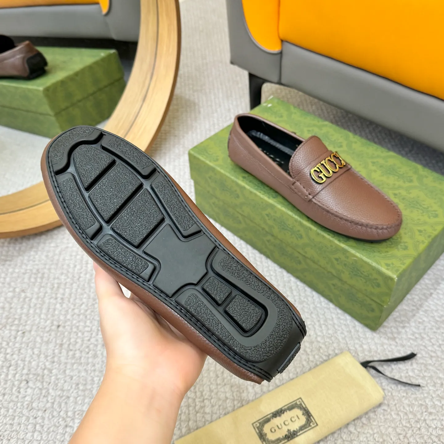 Men's shoes 💰420 (Yangli) Gucci* - the top version of Gucci classic beanie shoes! It is made of imported original cowhide and has a comfortable first layer of sheepskin lining! Original wear-resistant rubber outsole! High quality products! Size 38-46, with shoe dial, cloth bag, card